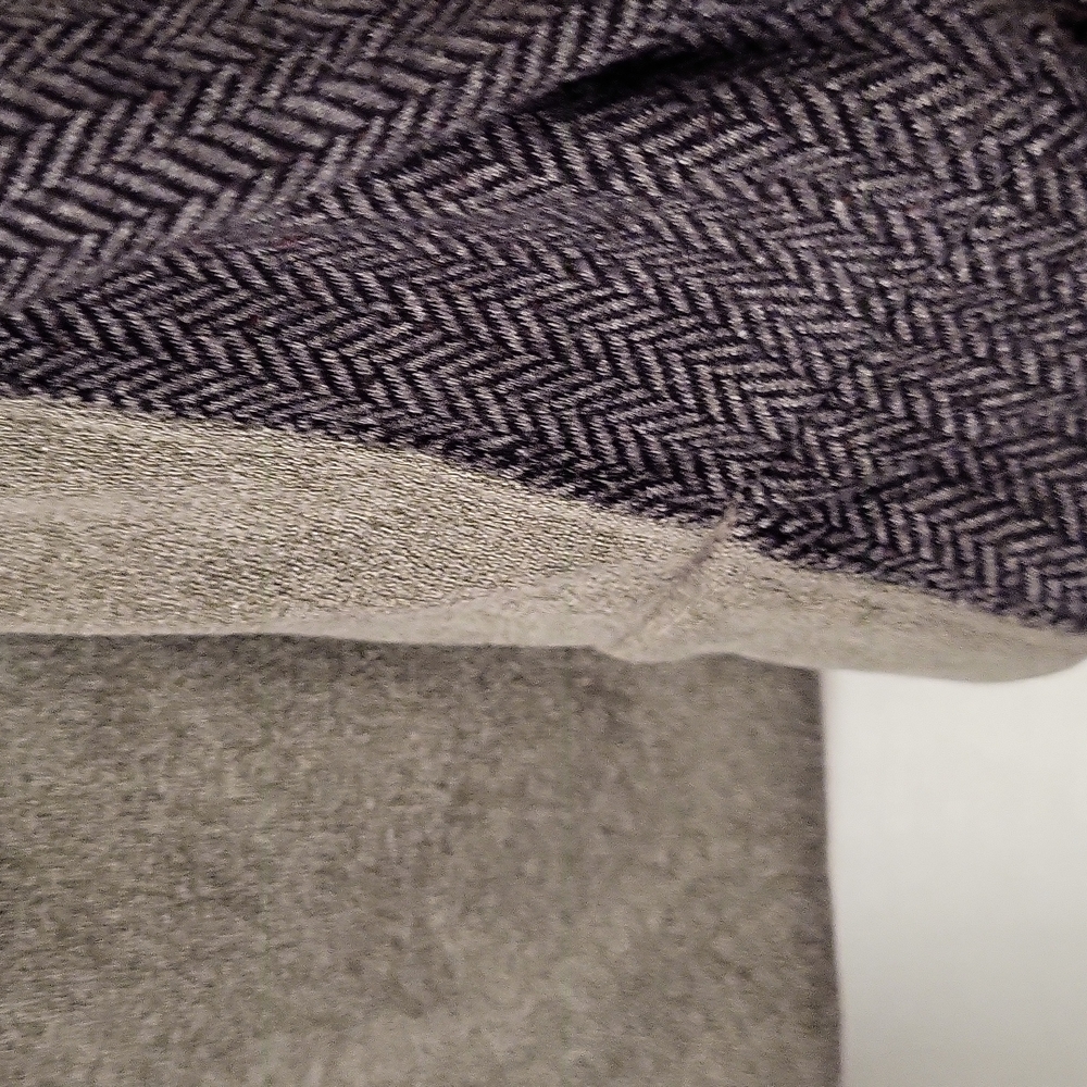 Ivivva Jacket - Picture 2 of 4